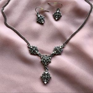 Antique Style Silver Necklace and Earrings Set